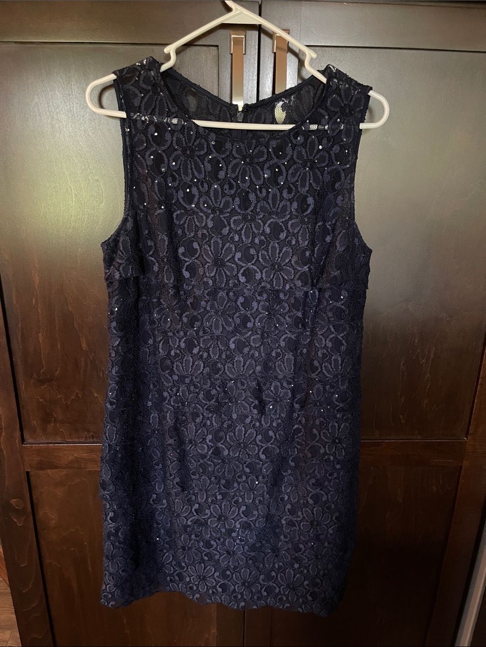 Jessica Howard Navy Floral Lace Sleeveless Shift Dress. EUC, worn once. Size 14.